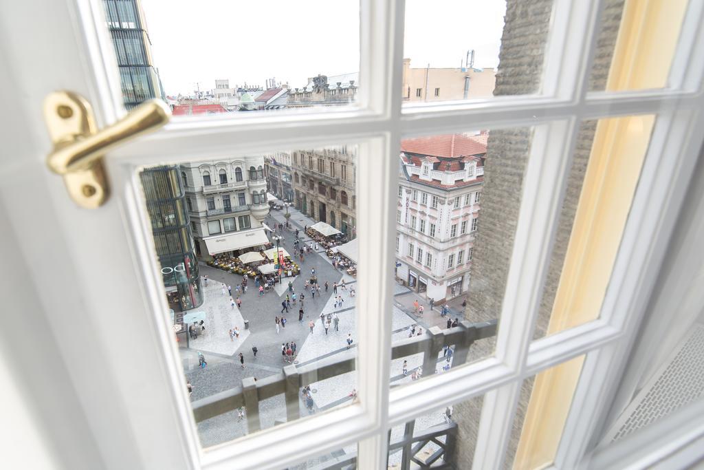 Merchants Crown Suites And Spa Prága Kültér fotó View from the window of a room at the hotel