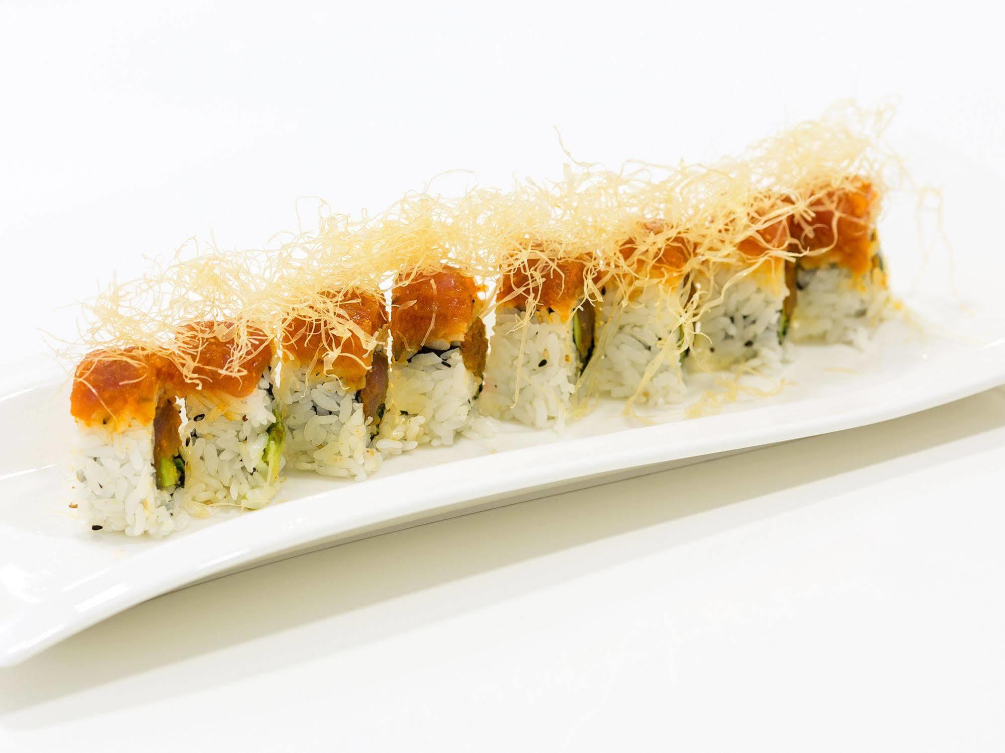 Merchants Crown Suites And Spa Prága Kültér fotó A sushi roll